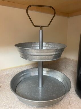 Galvanized 2-Tier Serving Stand - Silver